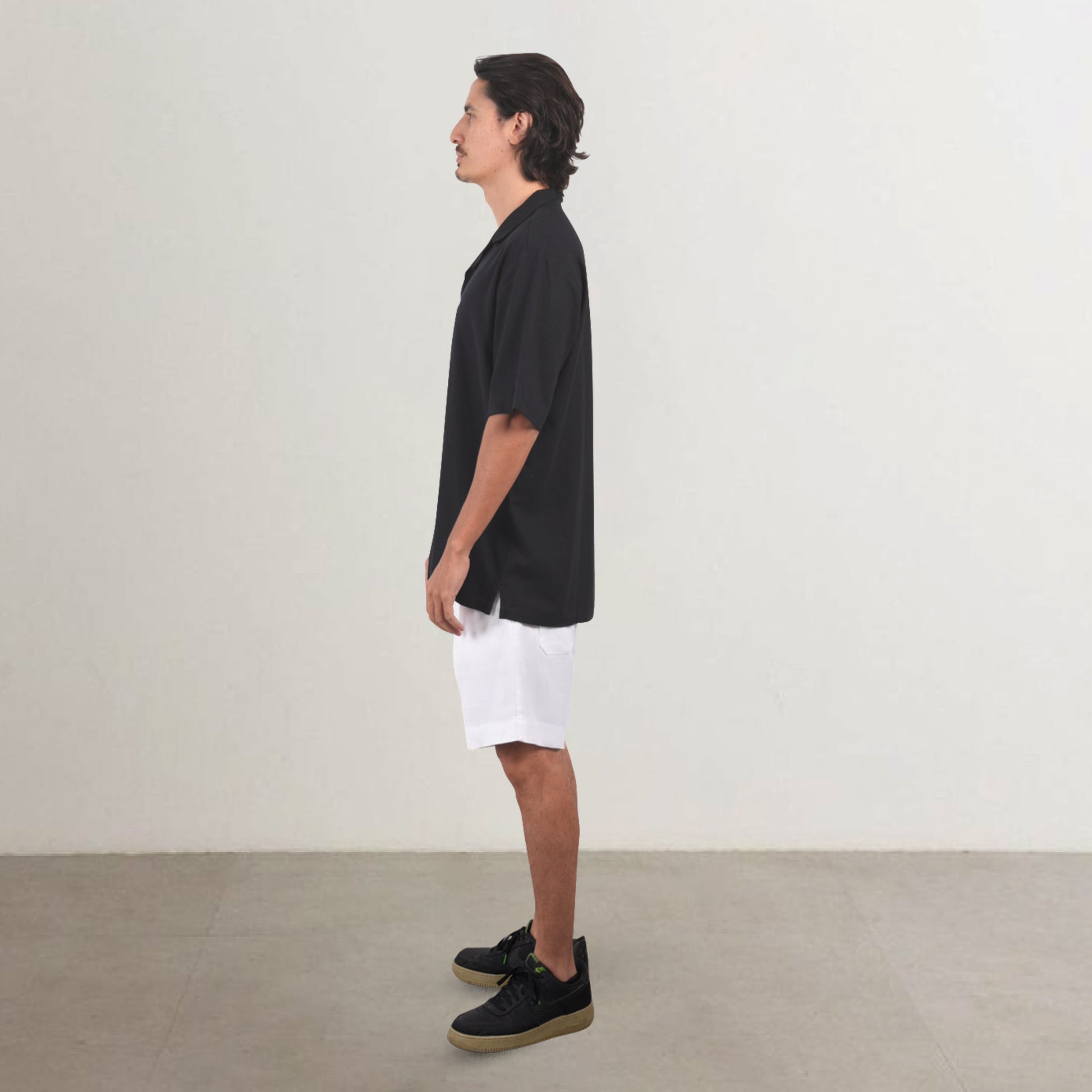 the linen shorts